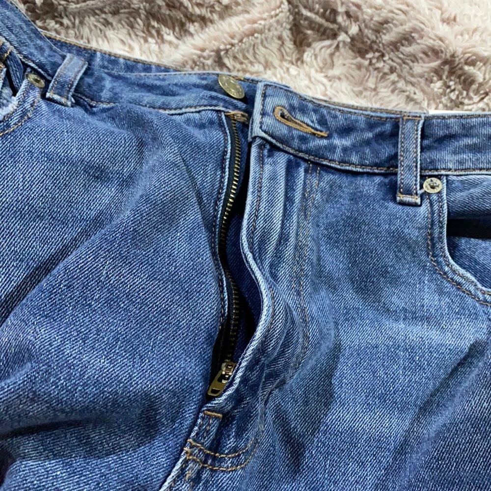 American eagle high rise mom jeans